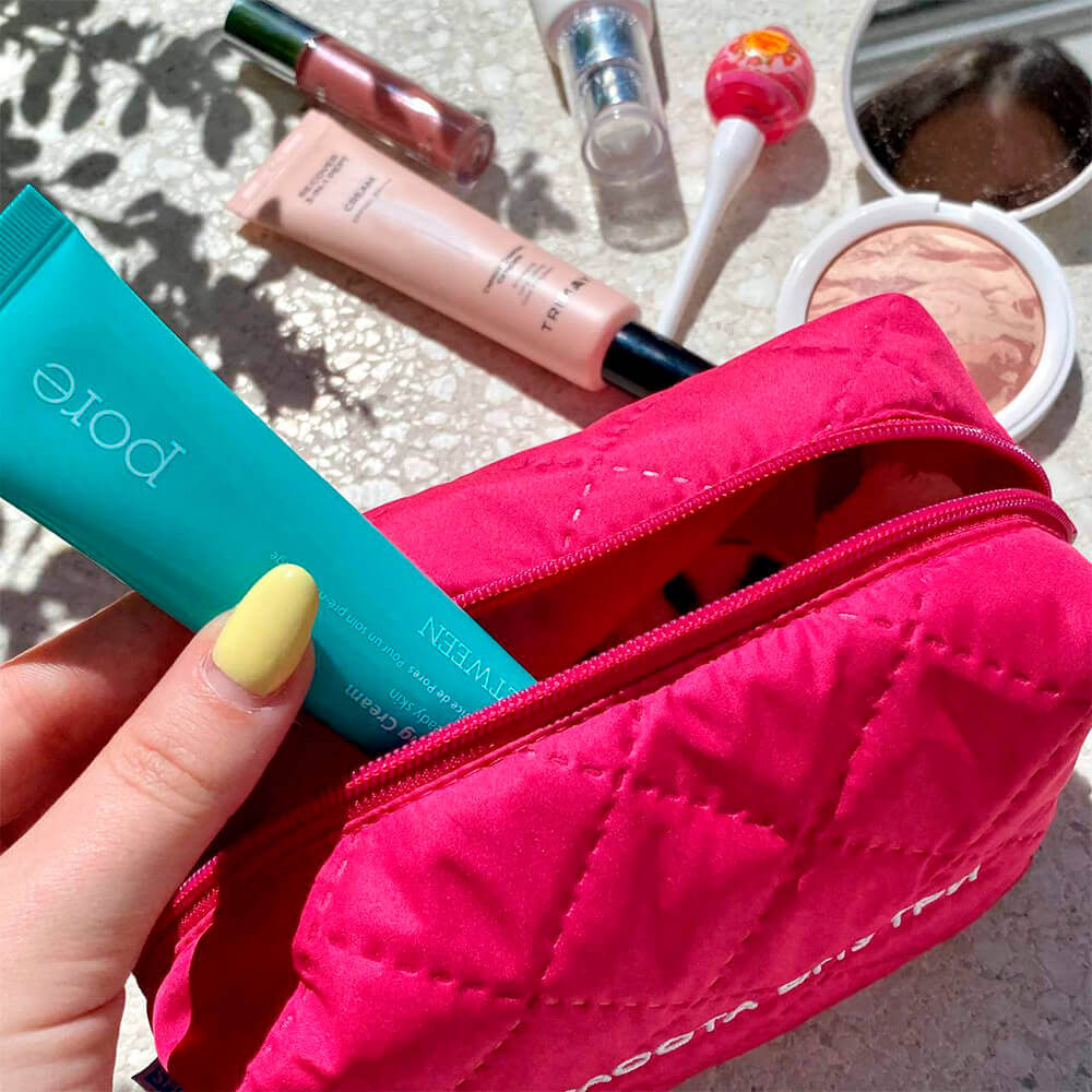 Розовая косметичка «Красота внутри»