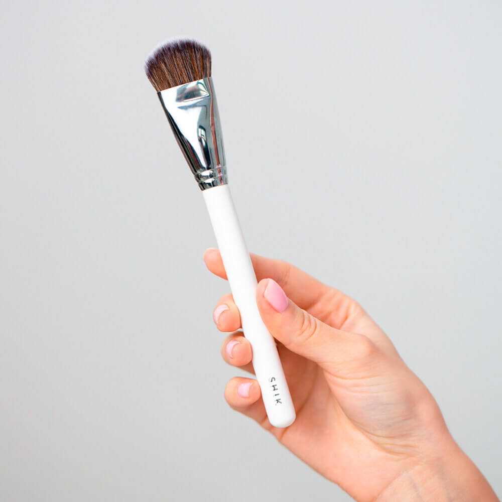 Кисть для нанесения тональных средств Shik Foundation