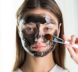 Черная маска: хит, который взорвал интернет