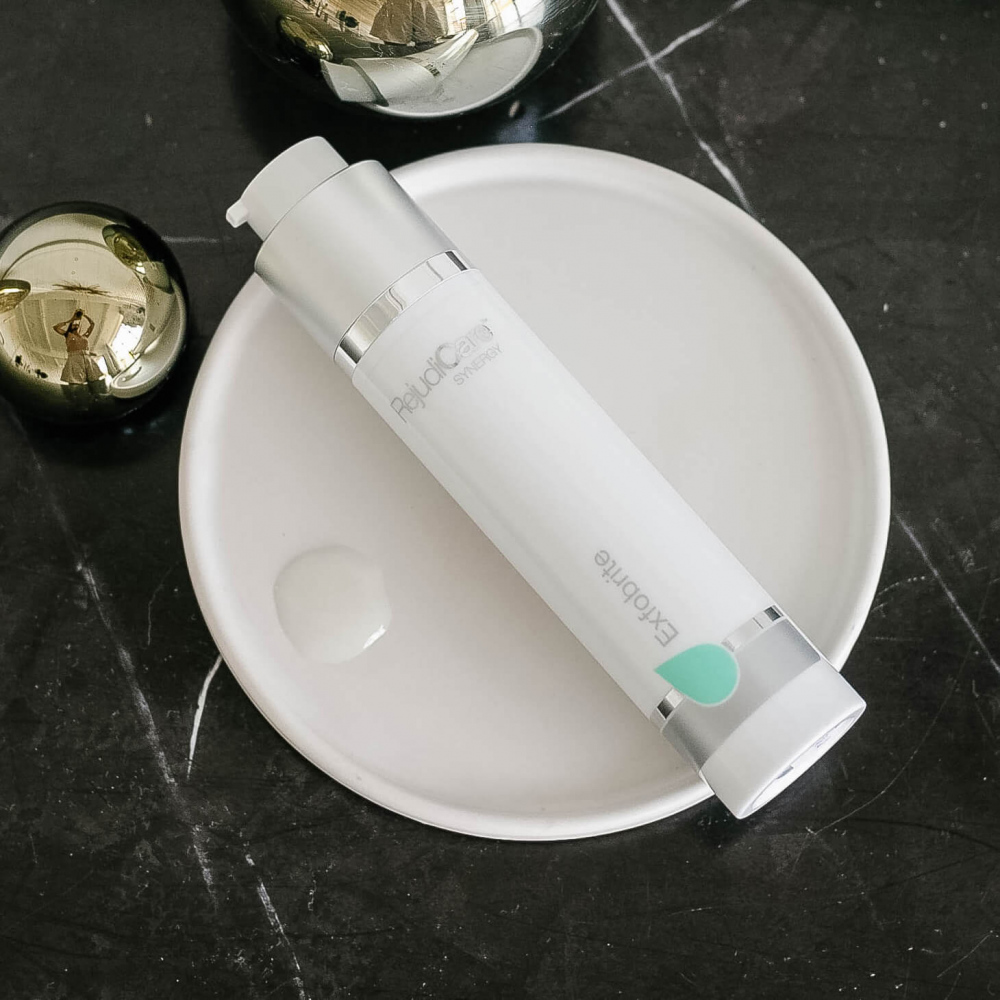 Отшелушивающий гель с AHA-кислотами RejudiCare Exfobrite