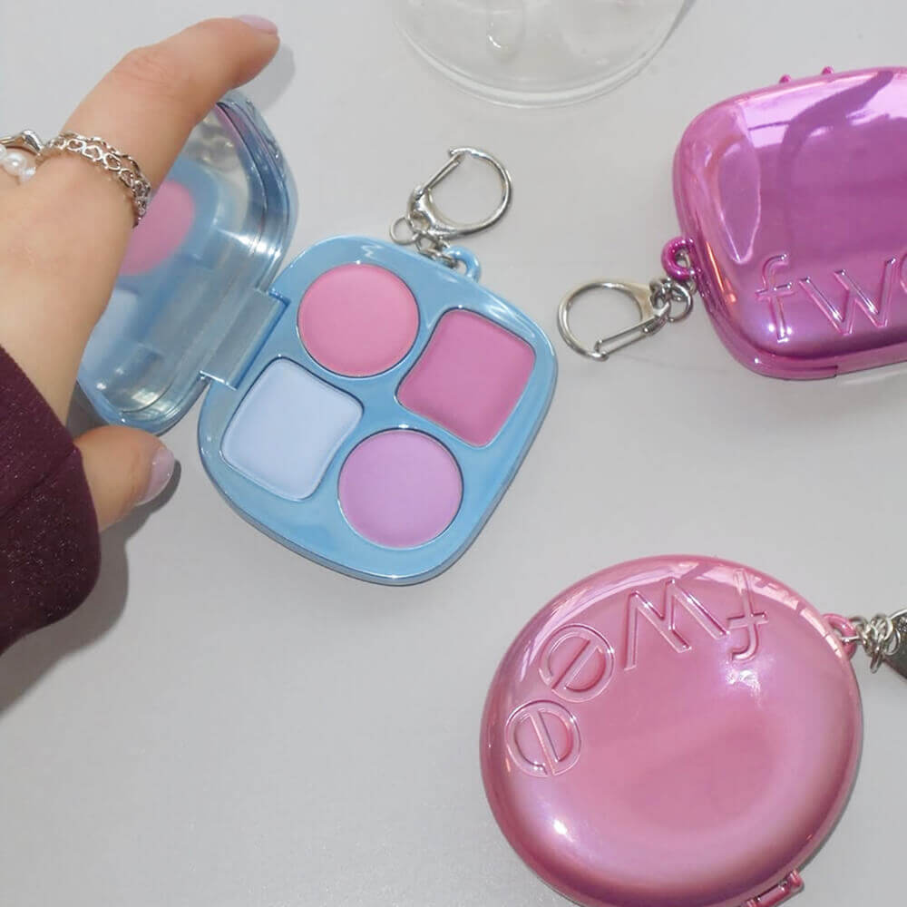 Компактная палетка румян fwee Pocket Cheek Palette